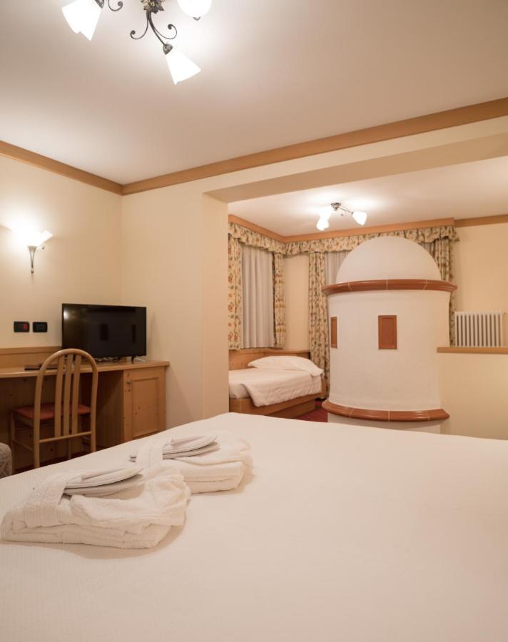 Hotel Crepei Pozza di Fassa Εξωτερικό φωτογραφία