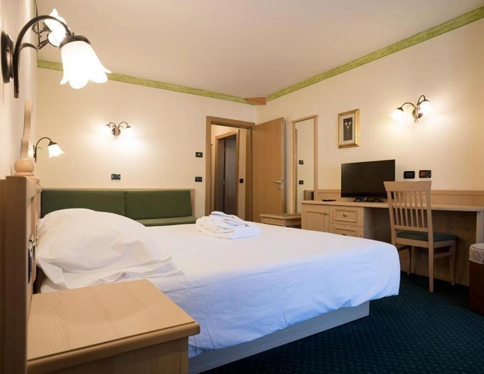 Hotel Crepei Pozza di Fassa Εξωτερικό φωτογραφία