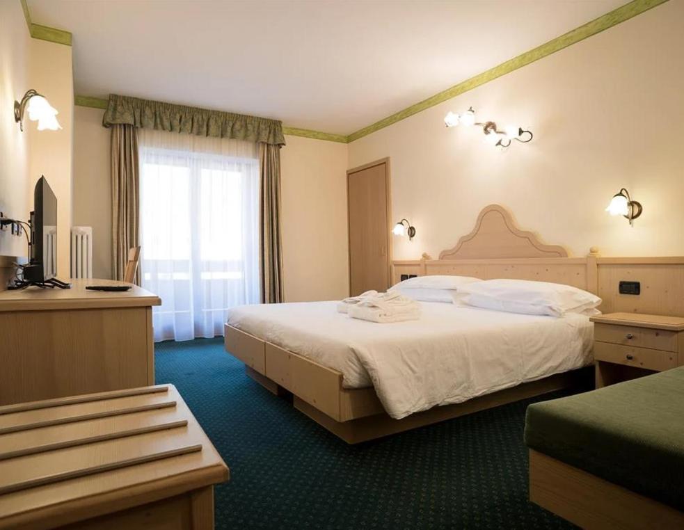 Hotel Crepei Pozza di Fassa Εξωτερικό φωτογραφία
